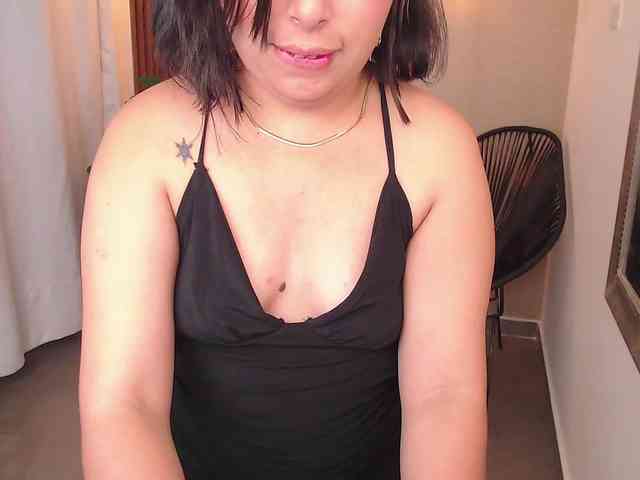 Sharlotte-Milk Sharlotte-Milk