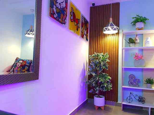 Sharlotte-Milk webcam