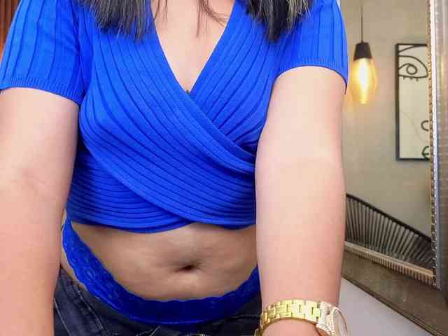 Sharlotte-Milk webcam