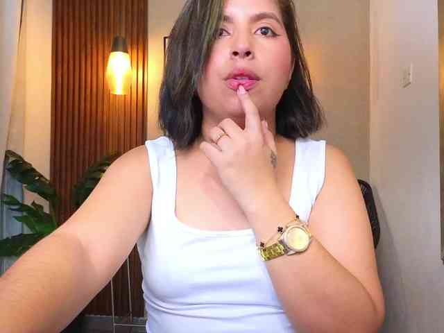 Sharlotte-Milk Sharlotte-Milk