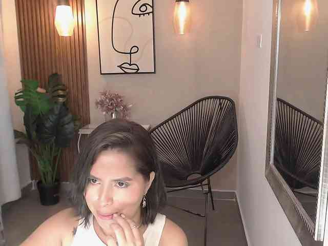 Sharlotte-Milk Sharlotte-Milk