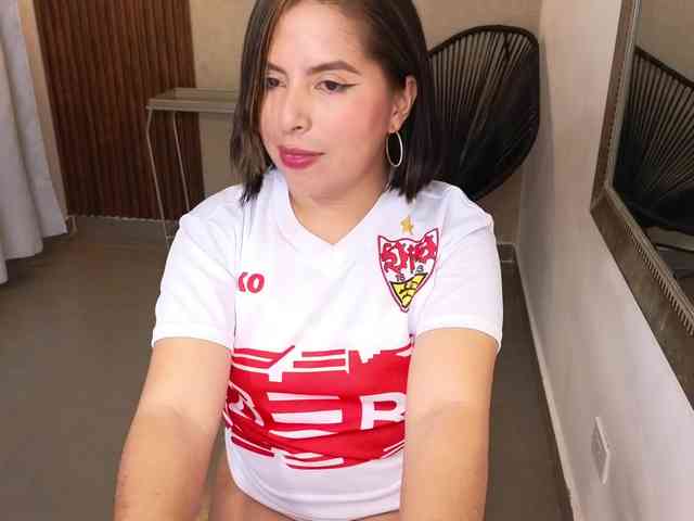 Sharlotte-Milk Sharlotte-Milk