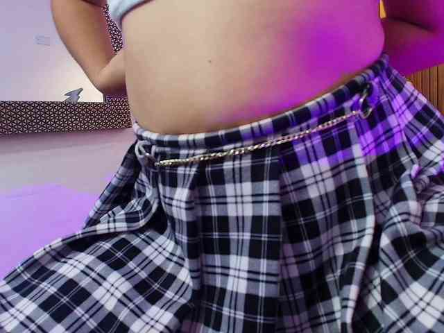 Sharlotte-Milk webcam