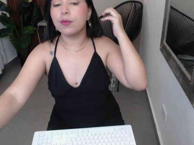 Sharlotte-Milk Sharlotte-Milk