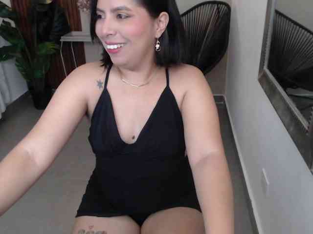 Sharlotte-Milk Sharlotte-Milk