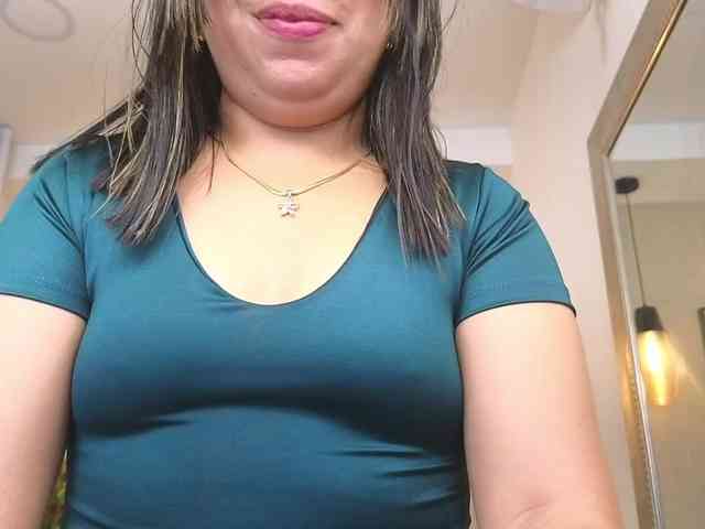 Sharlotte-Milk Sharlotte-Milk