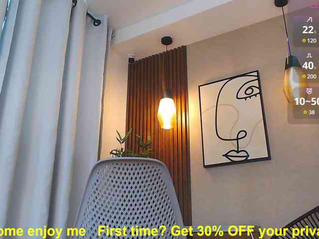 Sharlotte-Milk webcam