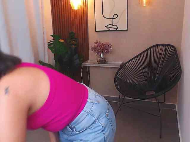 Sharlotte-Milk Sharlotte-Milk