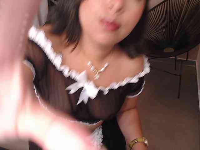 Sharlotte-Milk webcam