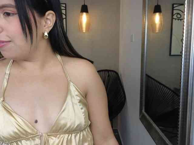 Sharlotte-Milk Sharlotte-Milk