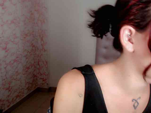 angeles1111 Live Webcam on BongaCams