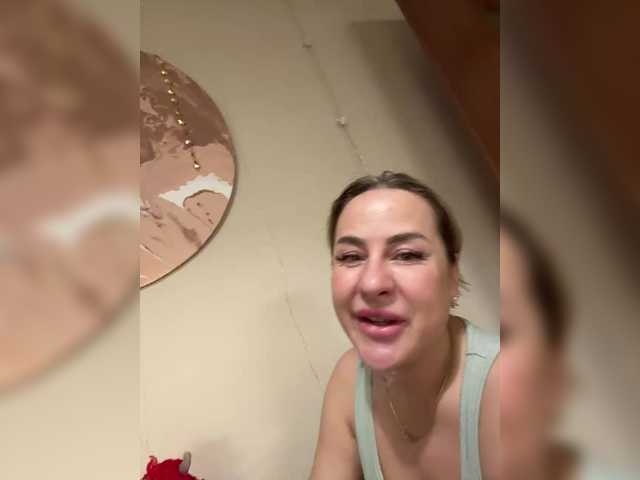 Tina-Love's BongaCams show and profile