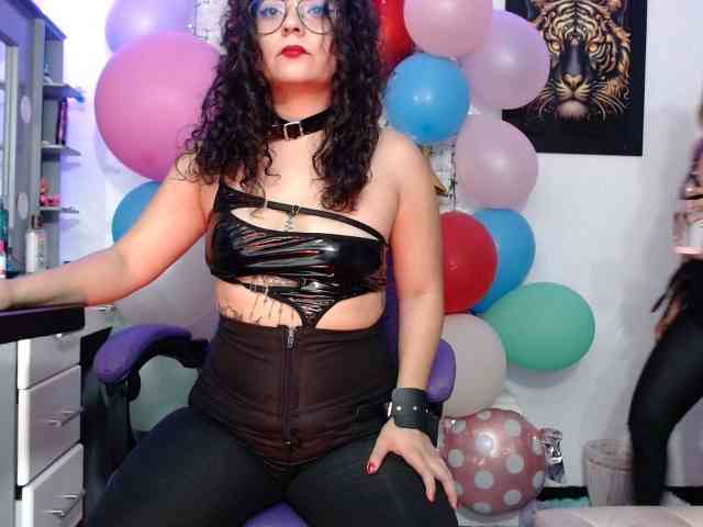fierygirls webcam
