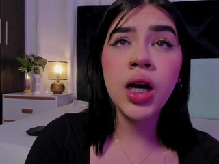 Lily-Woodz Porn Show