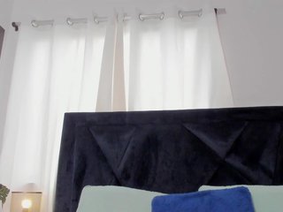 Lily-Woodz Porn Show