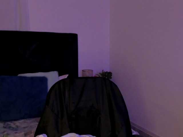 Lily-Woodz's BongaCams show and profile