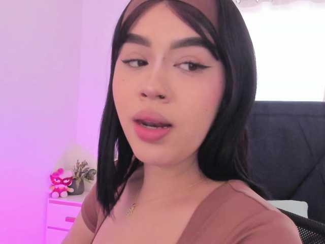 Lily-Woodz's BongaCams show and profile