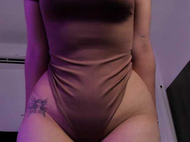 Lily-Woodz's BongaCams show and profile