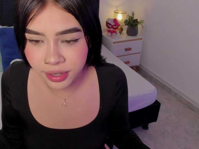 Lily-Woodz's BongaCams show and profile