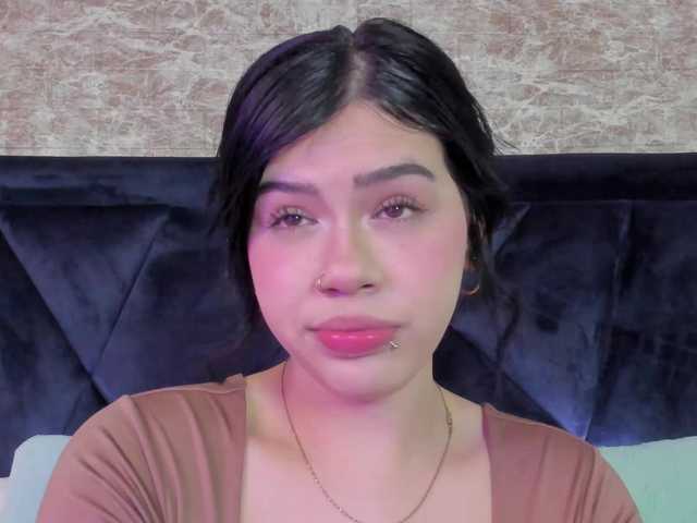  Lily-Woodz chat room