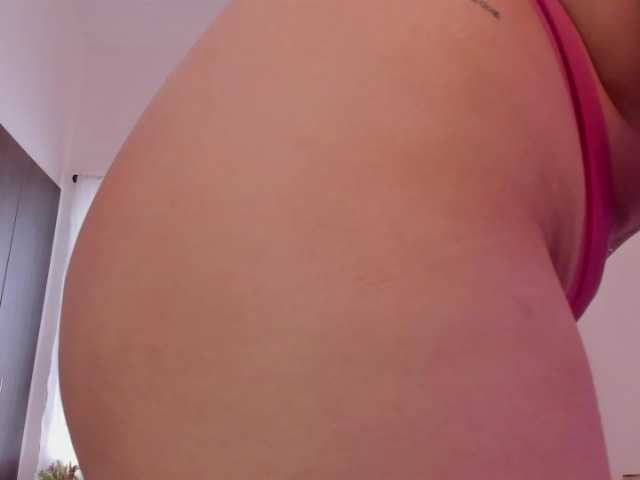 Lily-Woodz's BongaCams show and profile