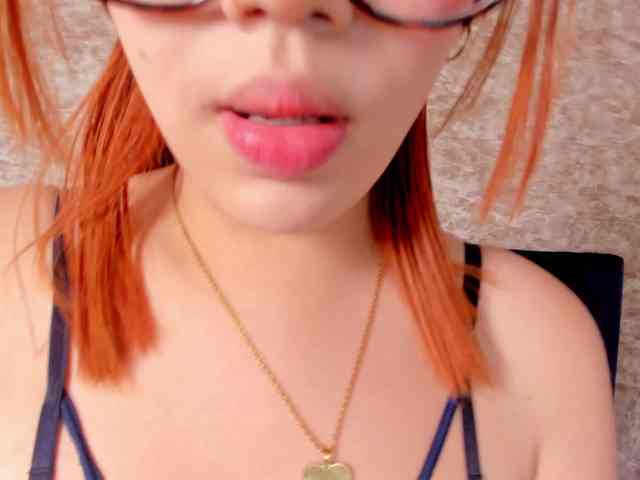 Lily-Woodz webcam