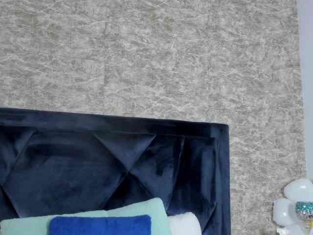 Lily-Woodz webcam