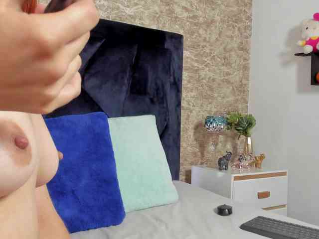 Lily-Woodz webcam