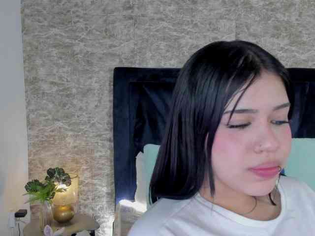Lily-Woodz webcam