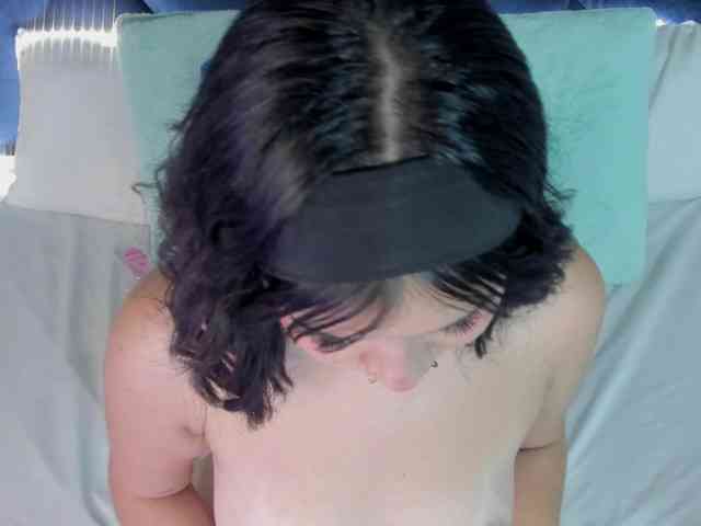 Lily-Woodz webcam