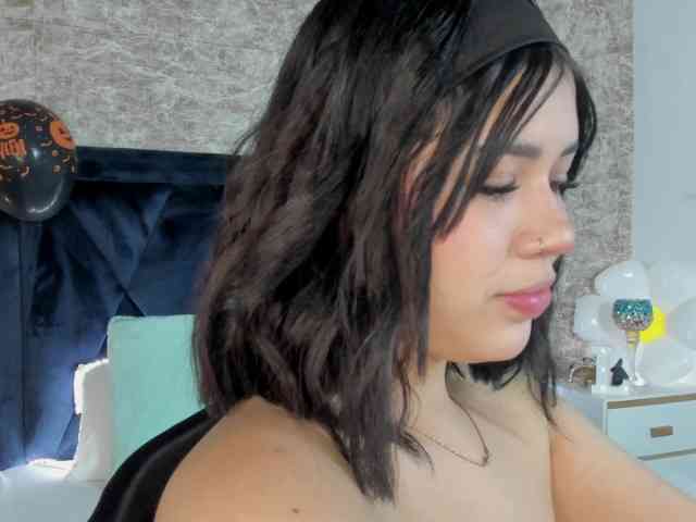 Lily-Woodz webcam
