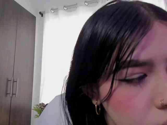 Lily-Woodz webcam