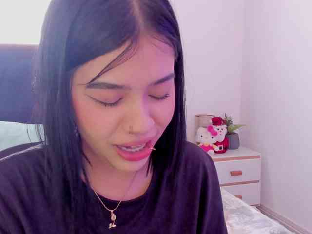 Lily-Woodz webcam
