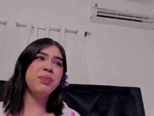 Lily-Woodz webcam