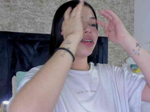 Lily-Woodz webcam