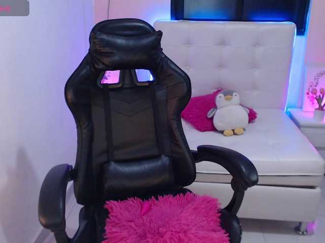 miatopmodel's BongaCams show and profile