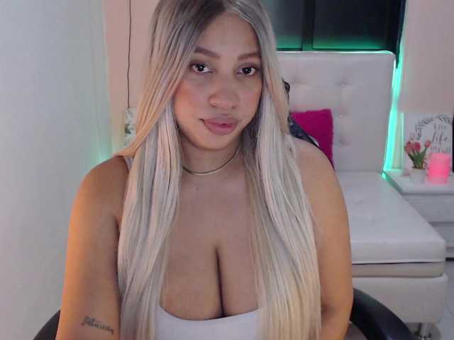 miatopmodel's BongaCams show and profile