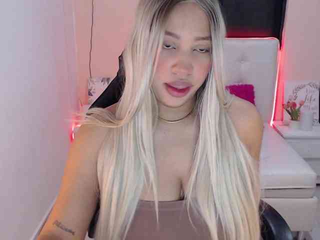 Angelina_sw webcam
