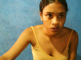 TriciaBella Porn Show