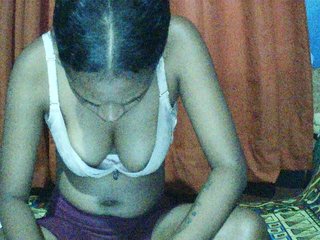 TriciaBella Porn Show