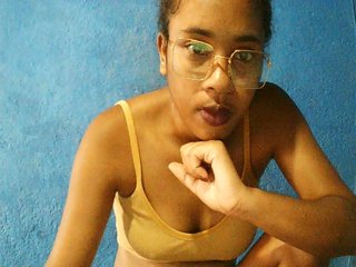 TriciaBella Porn Show