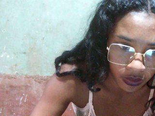 TriciaBella Porn Show