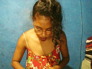 TriciaBella Porn Show