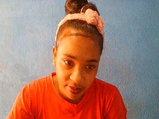 TriciaBella Porn Show