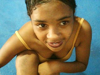 TriciaBella Porn Show