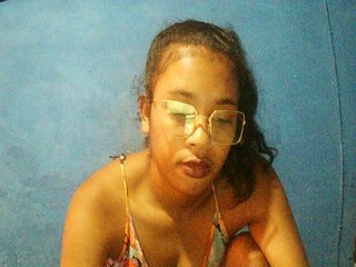 TriciaBella Porn Show