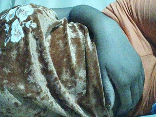 TriciaBella Porn Show