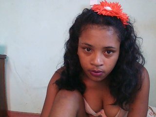 TriciaBella Porn Show