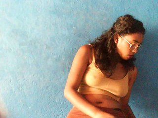 TriciaBella Porn Show