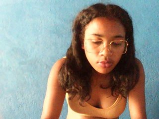 TriciaBella Porn Show